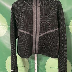 NIKE Women's full zip hooded thermal jacket w/pockets in BLACK PRINT sz M